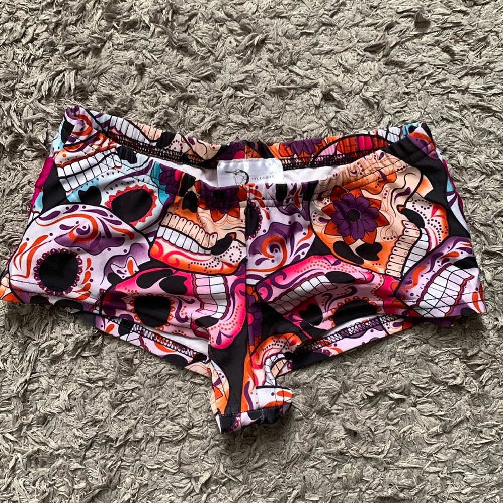 Aerial Dancewear Bow-Back Shorts Sugar Skull (Polewear)